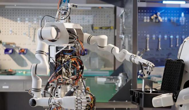 中國科學院自動化研究所Q系列人形機器人系統的研發與人工智能的融合